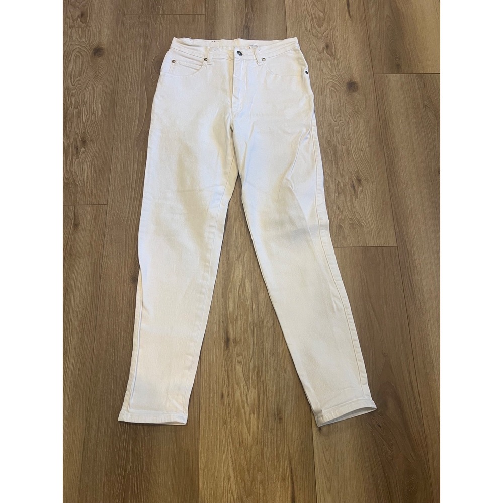 Vintage Levi's Womens Size 11 White Jeans High Rise Straight Leg Mom 90s Macau